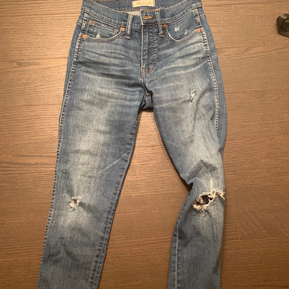madewell blue ripped skinny jeans